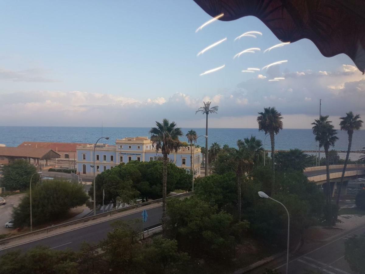 Las Brisas Del Mediterraneo 阿利坎特 外观 照片