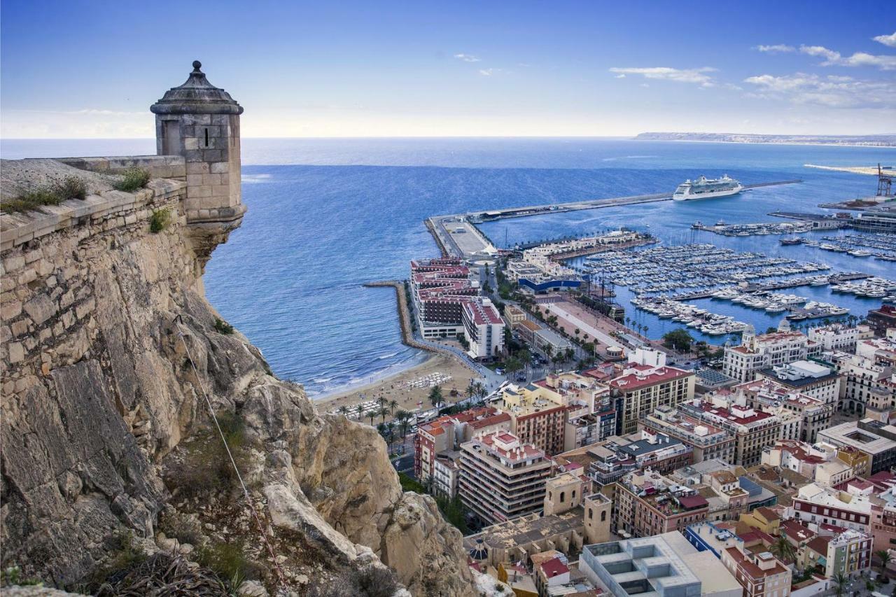 Las Brisas Del Mediterraneo 阿利坎特 外观 照片